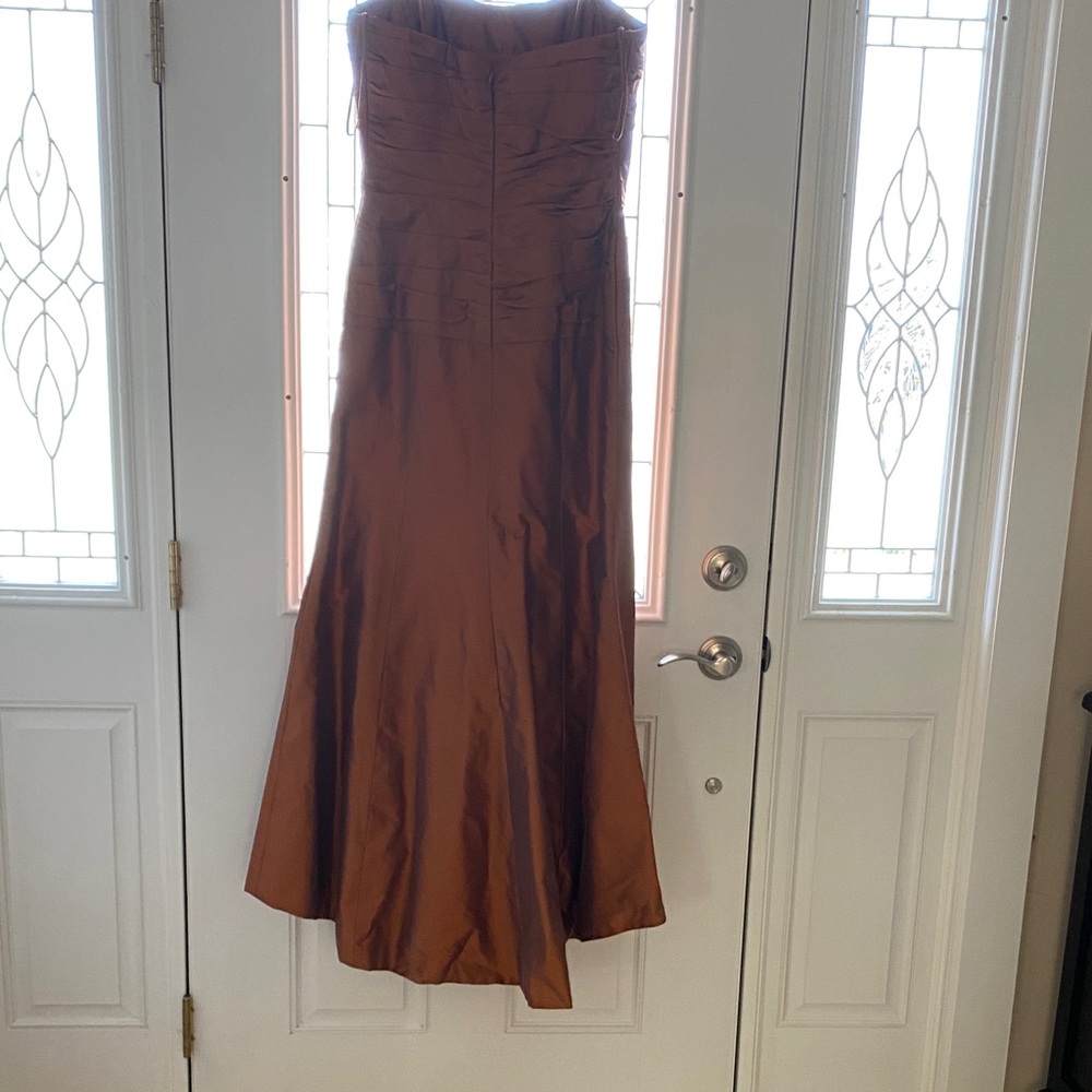 Chic Strapless Copper Dress